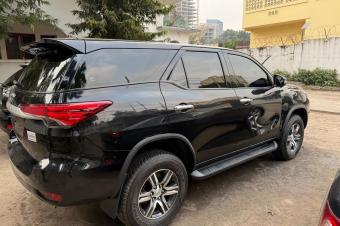 Toyota fortune 2024 authentique  Full options  Kilomtrage 82 Automatique  Volant gauche  Moteur impeccable   Prix  50.000  discut lgrement  Localisation appel   Offre di