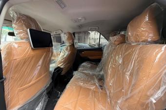 Toyota fortune 2024 authentique  Full options  Kilomtrage 82 Automatique  Volant gauche  Moteur impeccable   Prix  50.000  discut lgrement  Localisation appel   Offre di