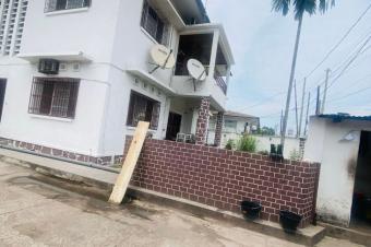 Villa stratgique  usage mixte rsidentiel  commercial  Limete Petit Boulevard 