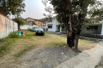 Urgent  Plusieurs terrains  vendre dans la commune de Ngaliema Ma campagne des oiseaux   Rf  all verte   Prix 250.000  Dimensions 1022m