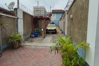 Parcelle rsidentielle  vendre  MontNgafula 100.000  ngociable