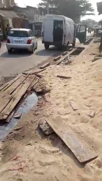 Terrain sur principal Tourisme Kinsuka 11 sur 18m 150.000