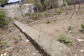 Vente terrain avec fondation  Nsele Camp PM 