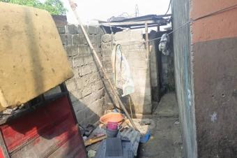 Parcelle  vendre avec deux portes  Ndjili Q13