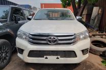 Toyota Hilux 2025 automobile_motos_velos_engins_et_pieces