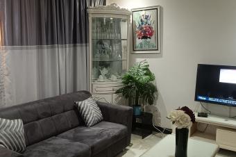 GS13IMMO SARL met  la disposition de tous la location de cet appartement meubl lumineux  et luxueux. CGombe. Rf Forescom. Loyer 3.000. Garantie 31.  vous.