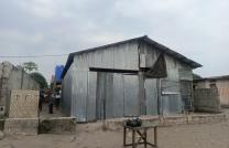 VENTE D’UN TERRAIN AVEC FORAGE D’EAU – TERRE JAUNE, N’SELE mediacongo