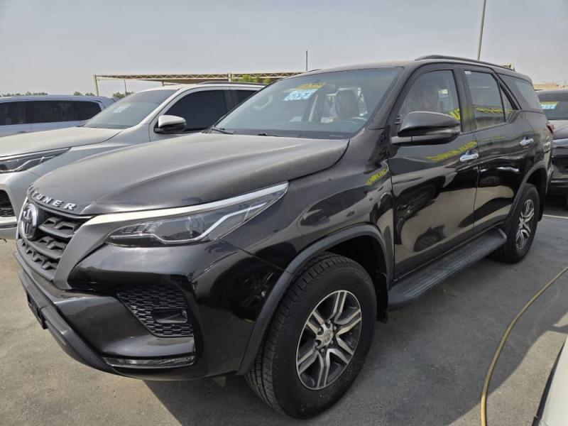 Toyota Fortuner 2022
