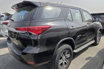 Toyota Fortuner 2022