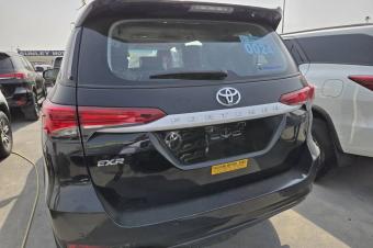 Toyota Fortuner 2022