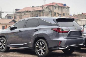Lexus RX350hl non hybrid 2022