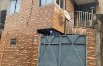 Vente d’une maison de trois chambres à Matete – Quartier Bateke  mediacongo