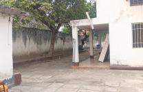 GS13-IMMO SARL; met à votre disposition, la vente de cette vaste parcelle, au Q/Salongo-Sud, C/Lemba. Réf: Arrêt conteneur. Dimension: 21/30M. Prix: 350.000$ à discuter. À vous. mediacongo