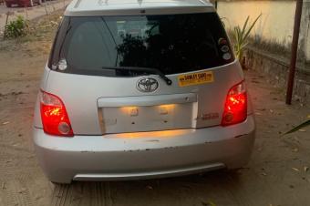 TOYOTA IST A VRNDRE A KINSHASA 