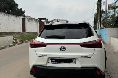 automobile_motos_velos_engins_et_pieces Occasion de Kinshasa  