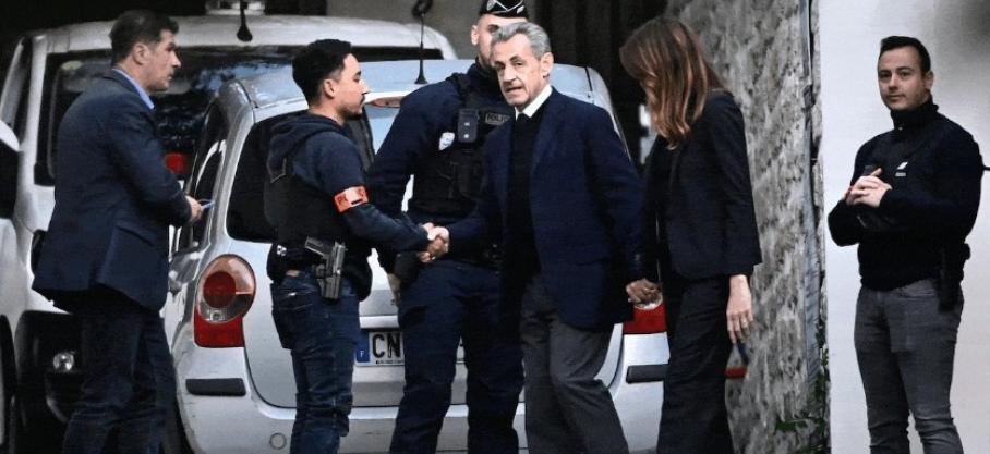 France: Une détention inédite dans l’histoire de cette République, Nicolas Sarkozy, l'ancien président français, est en prison, près d’un mois après sa condamnation pour association de malfaiteurs dans le procès libyen