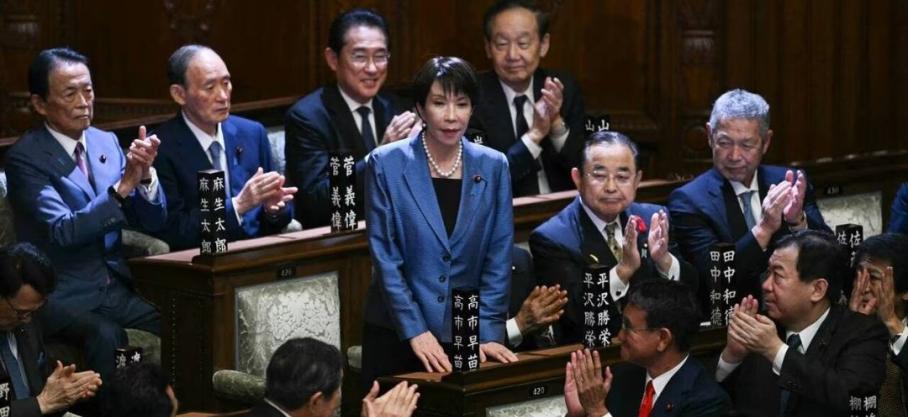 La conservatrice Sanae Takaichi devient la première femme Premier ministre du Japon