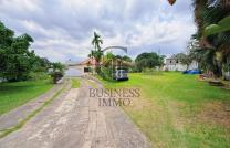 G-BUSINESS IMMO VOUS PRÉSENTE EN EXCLUSIVITÉ UNE SUPERBE VILLA DE ± 2.500 M² SITUÉE AU CŒUR DE MACAMPAGNE, NGALIEMA. UNE OPPORTUNITÉ RARE DANS UN QUARTIER CALME, VERDOYANT  mediacongo