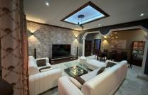 Jolie parcelle à vendre dans un quartier bien sécurisé des écuries 765 mètre carré à vendre contenant une maison de 3 ch annexes buanderie etc 950000 dollars à discuter mediacongo