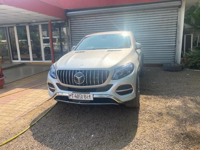 Mercedes Benz GLE 350d  2020