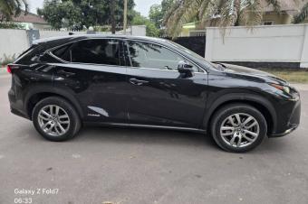 Lexus NX300 hybride 2022 Sans plaque  Couleur dorigine  Automatique  Essence   Prix 17000 dernier prix  Pour plus dinformations  Contacteznous au 0828482474