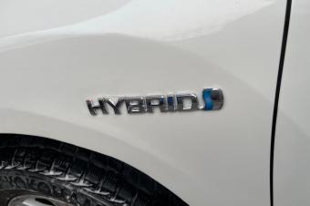 Toyota  higlander Sans plaque  Couleur dorigine  Automatique  Essence   Full option  4cylyndre Faible kilomtres  Jai te chrom  Prix 12500  discuter lgrement  Pour plus d