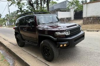 TOYOTA FJ CRUISER A VENDRE