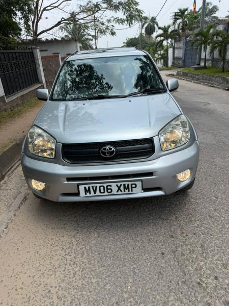 TOYOTA RAV4 A VENDRE 