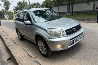 TOYOTA RAV4 A VENDRE 