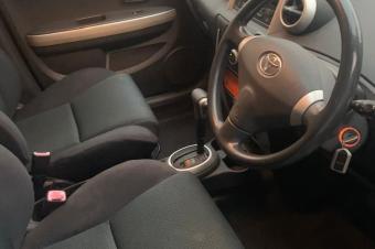 TOYOTA IST SANS PLAQUE A VENDRE 