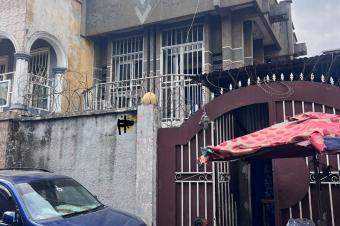Parcelle plus maison  vendre dans la Commune de Matete  Quartier Baboma