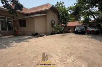 Parcelle  Gombe 28 sur 35m 4.000.000