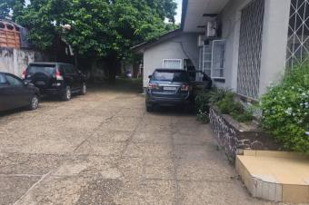 Villa  Limete rsidentiel 40 sur 50m 1.800.000