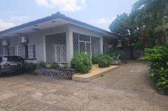 Villa  Limete rsidentiel 40 sur 50m 1.800.000