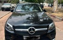 Mercedes GLC sport Année 2019 Automatique  Essence ⛽️  4 cylindres  Kilométrage 23.000  Couleur d’origine partout  Full options  48.000$  Localisation appel   OFFRE DIRECT mediacongo