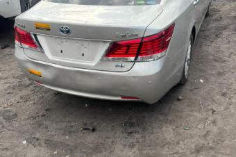 CROWN HYBRIDE  SANS PLAQUE  ANNE 2018 COULEUR DORIGINE  CLIM IMPECCABLE  BOTE AUTOMATIQUE  FULLS OPTIONS  JANTES CHROME  PRIX  15.500  DISCUTER LGREMENT  LOCALISATION APPEL 