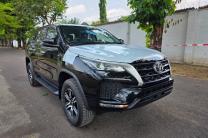 TOYOTA FORTUNER A VENDRE A KINSHASA  automobile_motos_velos_engins_et_pieces