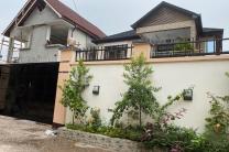 Duplex à vendre à limete 12msur20 contenant 4 ch 4sdb 2 salon 500000 dollars à discuter  immobilier_vente_location