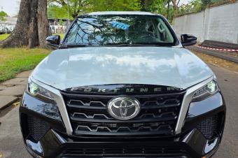 TOYOTA FORTUNER 2024 A VENDRE