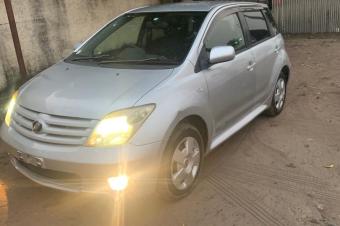 TOYOTA IST SANS PLAQUE A VENDRE 