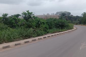 GS13IMMO SARL met  votre disposition la vente de ce terrain vide QNdjilibrasserie CKimbaseke. Rf Entre Q1. Bel endroit. Dimension 2020M. Prix 5.500.  vous.
