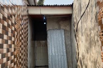 Parcelle avec 3 Maisons Locatives  Kinkole Juvel  NSele