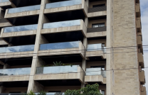 ?Un grand apparemment situé a la commune de Gombe ville de Kinshasa sur l’avenue cocotiers Réf: isc gombe  ?mis en vente à un prix abordable  mediacongo
