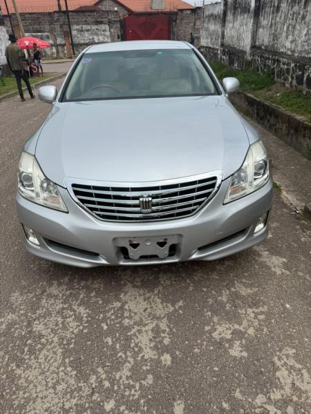TOYOTA CROWN A VENDRE A KINSHASA 