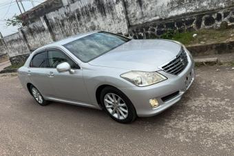 TOYOTA CROWN A VENDRE A KINSHASA 