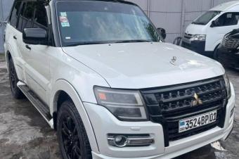 PAJERO A VENDRE A KINSHASA 