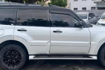 PAJERO A VENDRE A KINSHASA 