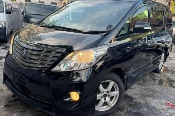TOYOTA ALPHARD SANS PLAQURB