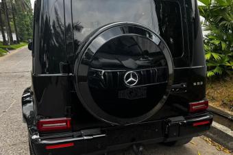 Mercedes benz AMG 2025 sans plaque essence volant normal  prix 200.000  discuter lgrement  localisation appel 