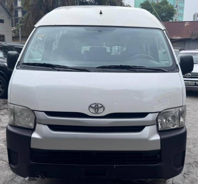 TOYOTA HIACE A VENDRE A KINSHASA 